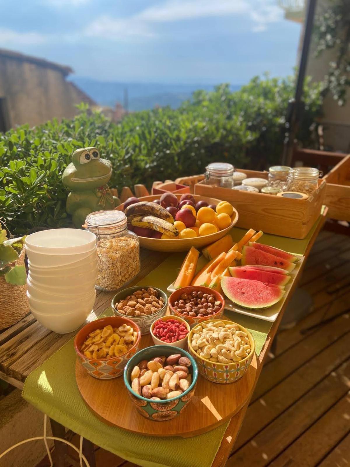 مبيت وإفطار Saint-Jeannet  The Frogs' House - Yoga Retreat المظهر الخارجي الصورة