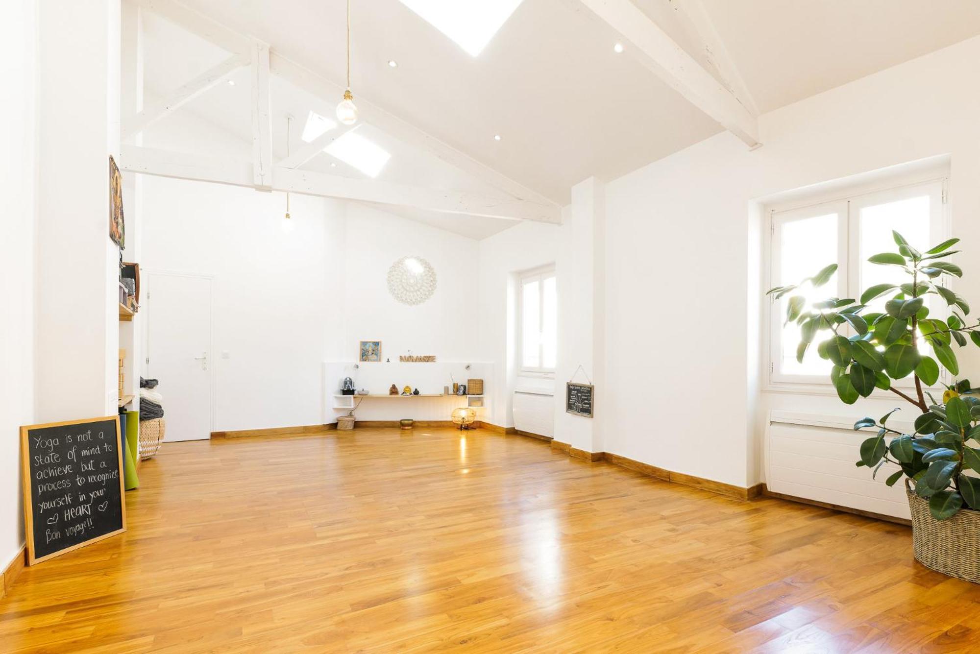 مبيت وإفطار Saint-Jeannet  The Frogs' House - Yoga Retreat المظهر الخارجي الصورة